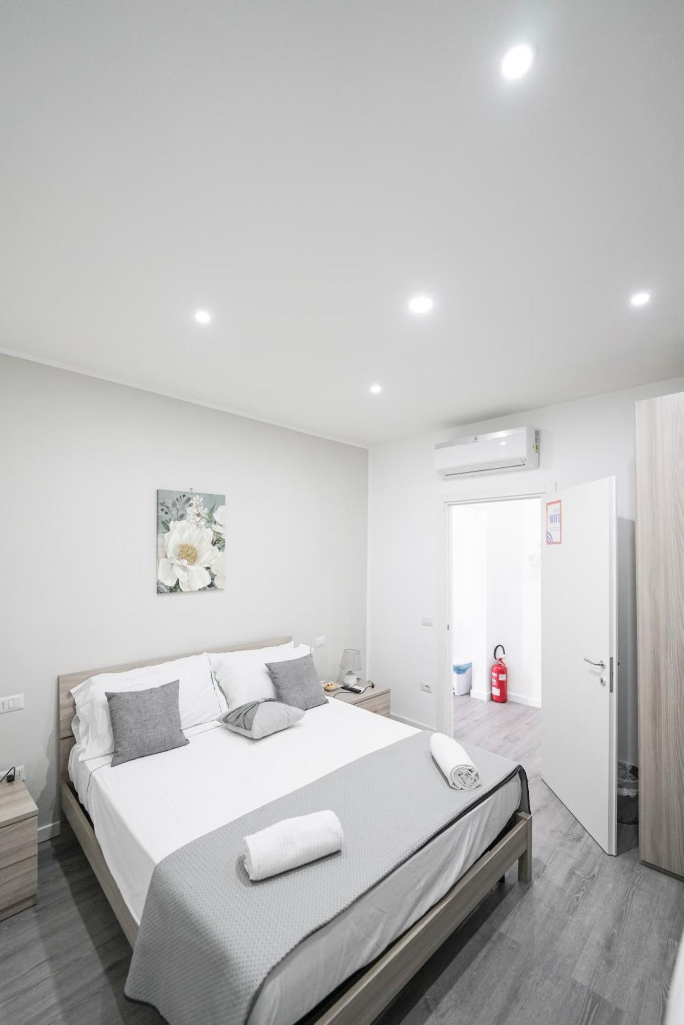 Capodichino Apartment 127 - 20 Napoli Dış mekan fotoğraf
