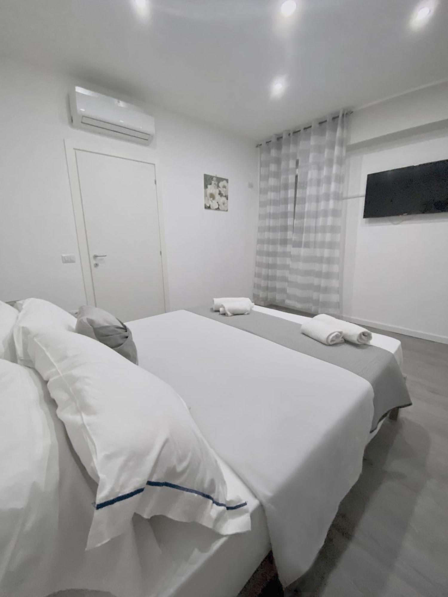 Capodichino Apartment 127 - 20 Napoli Dış mekan fotoğraf